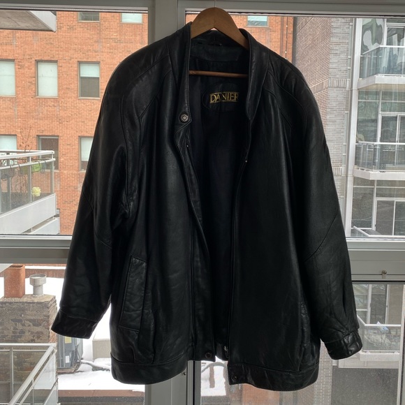 Vintage Danier leather jacket - Picture 1 of 4